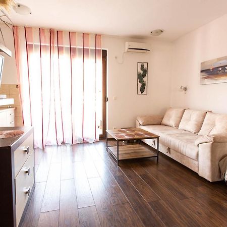 Apartment Lora Μπούντβα Εξωτερικό φωτογραφία
